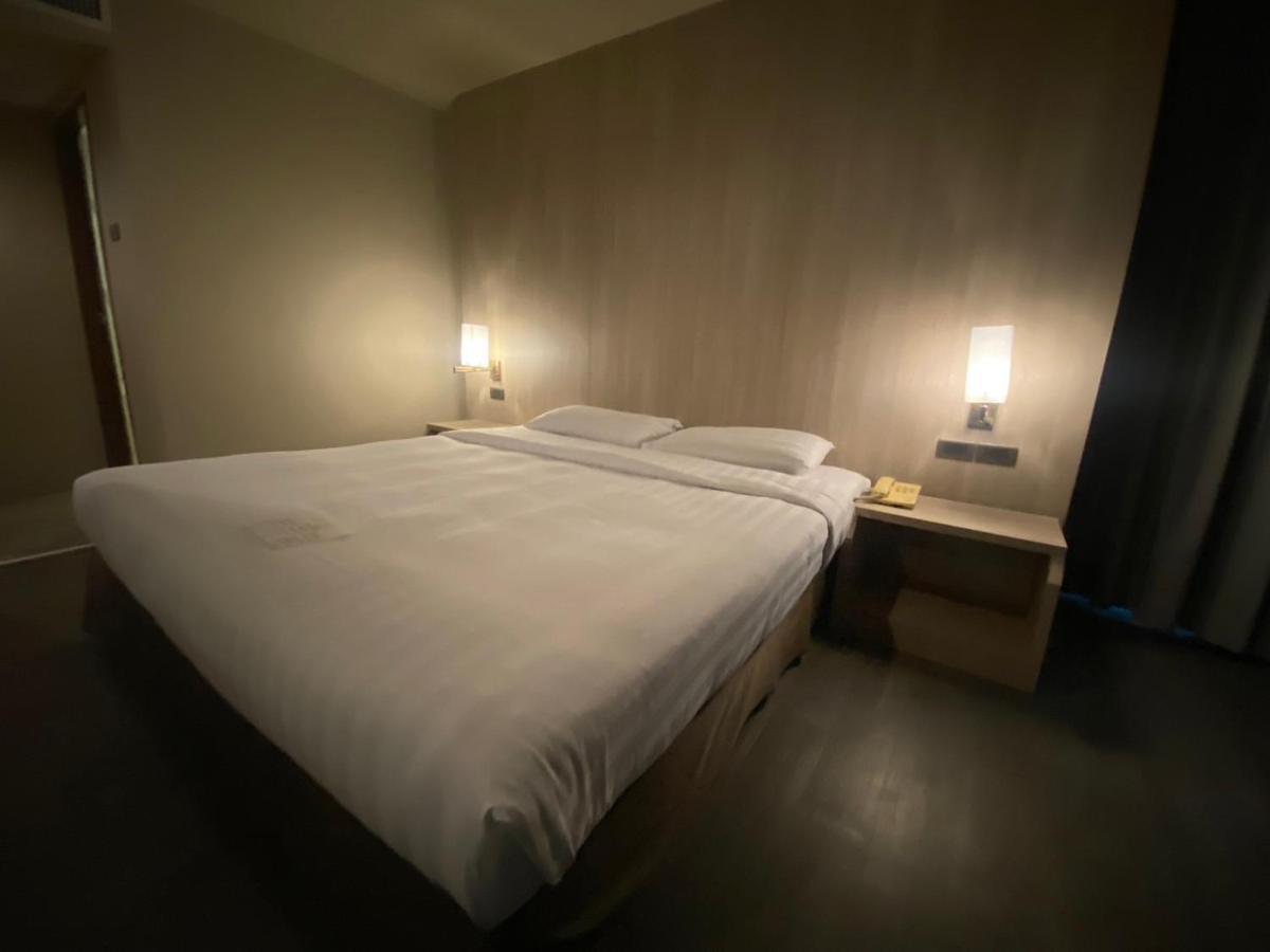 Gold Orchid Bangkok Hotel Экстерьер фото
